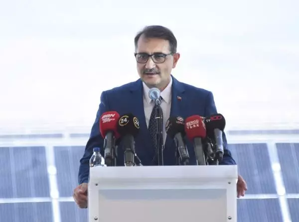 KONYA BAKAN DÖNMEZ: KARAPINAR GES'İ 2022'DE TAM KAPASİTEYLE DEVREYE ALACAĞIZ KONYA BAKAN DÖNMEZ: KARAPINAR GES'İ 2022'DE TAM KAPASİTEYLE DEVREYE ALACAĞIZ