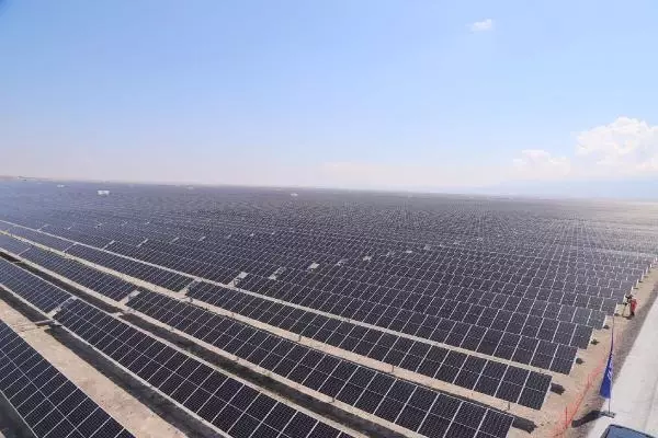 KONYA BAKAN DÖNMEZ: KARAPINAR GES'İ 2022'DE TAM KAPASİTEYLE DEVREYE ALACAĞIZ KONYA BAKAN DÖNMEZ: KARAPINAR GES'İ 2022'DE TAM KAPASİTEYLE DEVREYE ALACAĞIZ