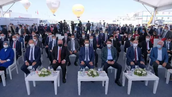 KONYA BAKAN DÖNMEZ: KARAPINAR GES'İ 2022'DE TAM KAPASİTEYLE DEVREYE ALACAĞIZ KONYA BAKAN DÖNMEZ: KARAPINAR GES'İ 2022'DE TAM KAPASİTEYLE DEVREYE ALACAĞIZ