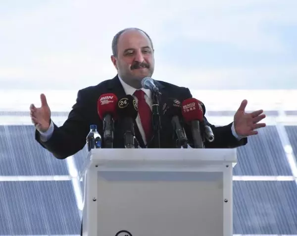KONYA BAKAN DÖNMEZ: KARAPINAR GES'İ 2022'DE TAM KAPASİTEYLE DEVREYE ALACAĞIZ KONYA BAKAN DÖNMEZ: KARAPINAR GES'İ 2022'DE TAM KAPASİTEYLE DEVREYE ALACAĞIZ