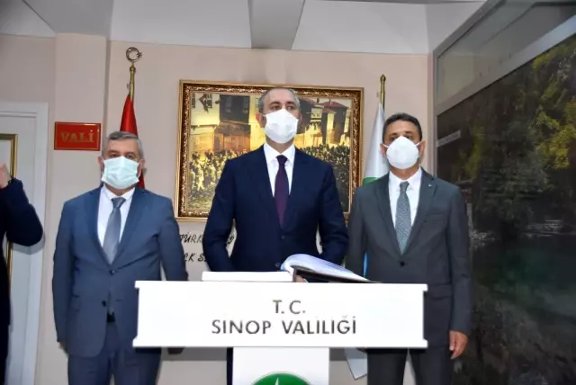 Bakan Gül'den Sinop'a 3 yeni adliye müjdesi Bakan Gül'den Sinop'a 3 yeni adliye müjdesi