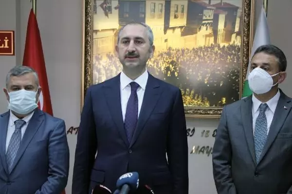 Son dakika haber: BAKAN GÜL: ESKİ SİNOP CEZAEVİ KÜLTÜR VE TURİZM İÇİN RESTORE EDİLİYOR Son dakika haber: BAKAN GÜL: ESKİ SİNOP CEZAEVİ KÜLTÜR VE TURİZM İÇİN RESTORE EDİLİYOR
