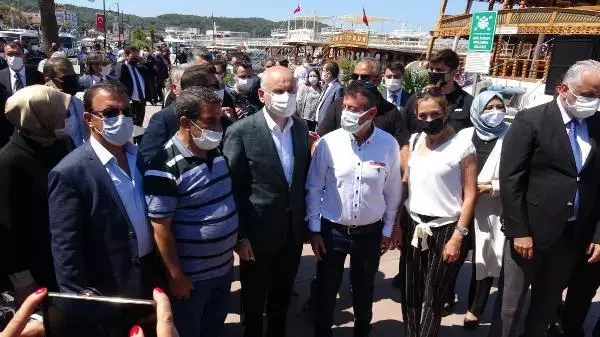 BAKAN KARAİSMAİLOĞLU: AYVALIK'A MODERN BALIKÇI BARINAKLARI YAPILACAK BAKAN KARAİSMAİLOĞLU: AYVALIK'A MODERN BALIKÇI BARINAKLARI YAPILACAK