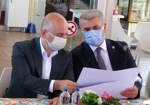 BAKAN KARAİSMAİLOĞLU: AYVALIK'A MODERN BALIKÇI BARINAKLARI YAPILACAK BAKAN KARAİSMAİLOĞLU: AYVALIK'A MODERN BALIKÇI BARINAKLARI YAPILACAK