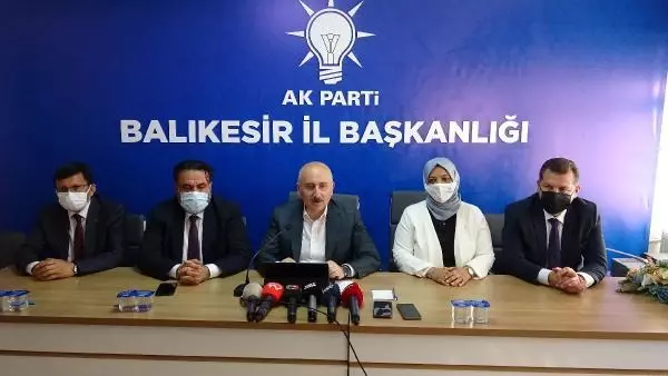BAKAN KARAİSMAİLOĞLU: AYVALIK'A MODERN BALIKÇI BARINAKLARI YAPILACAK BAKAN KARAİSMAİLOĞLU: AYVALIK'A MODERN BALIKÇI BARINAKLARI YAPILACAK