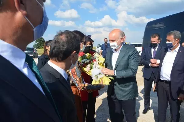 Bakan Karaismailoğlu: Ayvalık'a modern balıkçı barınakları yapılacak (3) Bakan Karaismailoğlu: Ayvalık'a modern balıkçı barınakları yapılacak (3)