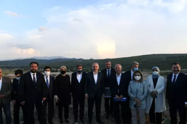 Bakan Karaismailoğlu: 'Dursunbey- Balıkesir yolu en kısa zamanda tamamlanacak' Bakan Karaismailoğlu: 'Dursunbey- Balıkesir yolu en kısa zamanda tamamlanacak'