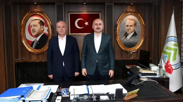 Bakan Karaismailoğlu: 'Dursunbey- Balıkesir yolu en kısa zamanda tamamlanacak' Bakan Karaismailoğlu: 'Dursunbey- Balıkesir yolu en kısa zamanda tamamlanacak'