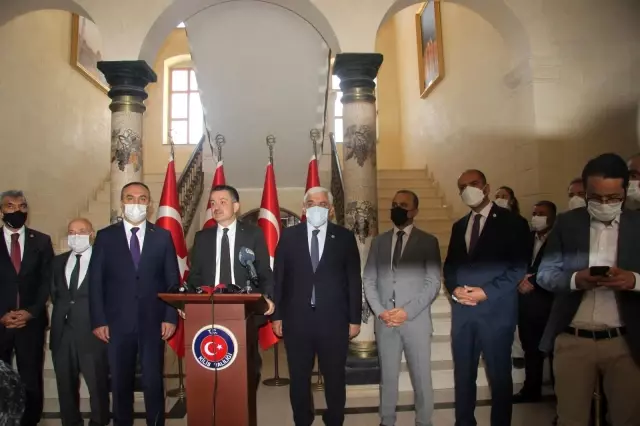 Bakan Pakdemirli'den çiftçiye 2 milyar 550 milyon liralık ödeme müjdesi Bakan Pakdemirli'den çiftçiye 2 milyar 550 milyon liralık ödeme müjdesi