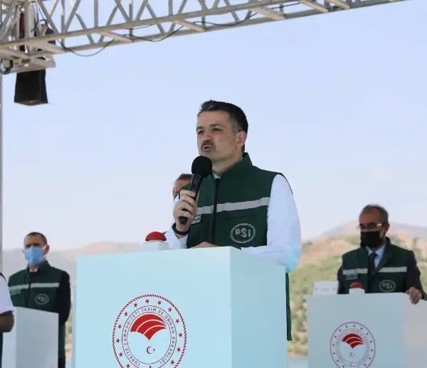 Son dakika haber: Bakan Pakdemirli: Su alanında 3 yılda 41 milyar liradan fazla yatırım yaptık Son dakika haber: Bakan Pakdemirli: Su alanında 3 yılda 41 milyar liradan fazla yatırım yaptık