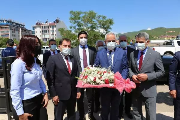 BAKAN YARDIMCISI TUNÇ: PANDEMİYE İLAVE OLARAK BU YIL KURAKLIK PROBLEMİ DE YAŞIYORUZ BAKAN YARDIMCISI TUNÇ: PANDEMİYE İLAVE OLARAK BU YIL KURAKLIK PROBLEMİ DE YAŞIYORUZ