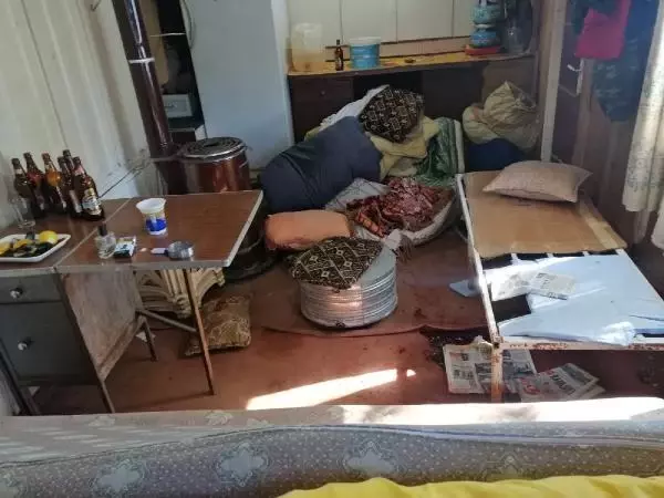 Son dakika! Barakada tartıştığı 3 arkadaşını tabancayla öldürdü Son dakika! Barakada tartıştığı 3 arkadaşını tabancayla öldürdü