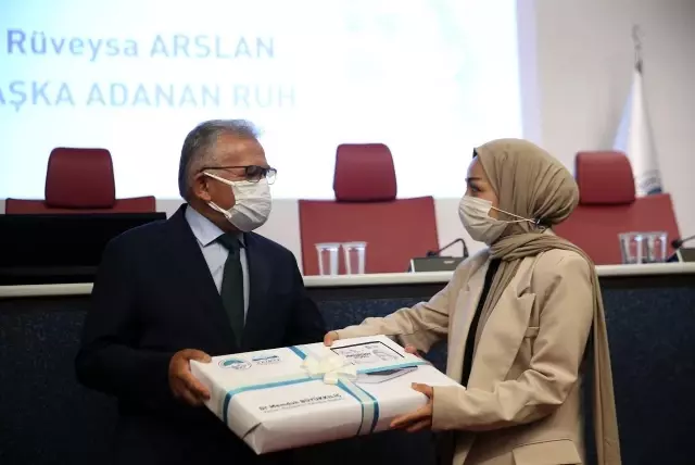 Başkan Büyükkılıç'tan 'Yerli ve milli gençlik' vurgusu Başkan Büyükkılıç'tan 'Yerli ve milli gençlik' vurgusu