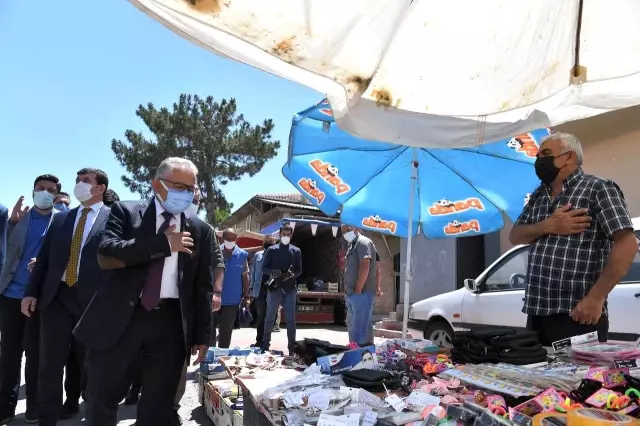 Başkan Memduh Büyükkılıç, kırsal mahallelerde vatandaşlarla bir araya geldi Başkan Memduh Büyükkılıç, kırsal mahallelerde vatandaşlarla bir araya geldi