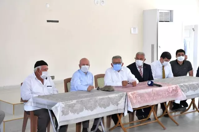 Başkan Memduh Büyükkılıç, kırsal mahallelerde vatandaşlarla bir araya geldi Başkan Memduh Büyükkılıç, kırsal mahallelerde vatandaşlarla bir araya geldi