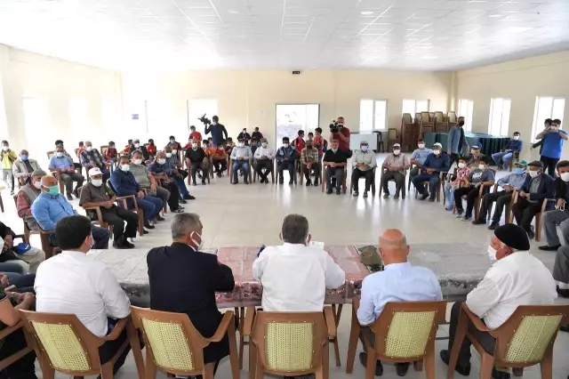 Başkan Memduh Büyükkılıç, kırsal mahallelerde vatandaşlarla bir araya geldi Başkan Memduh Büyükkılıç, kırsal mahallelerde vatandaşlarla bir araya geldi