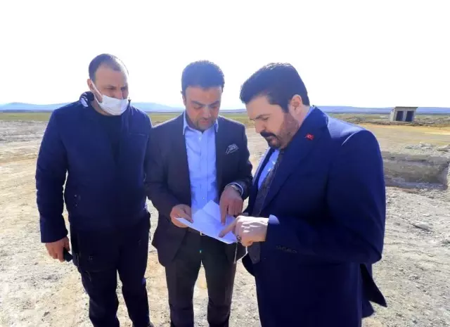 Başkan Sayan: 'Bu yıl asfaltlanmamış cadde, sokak ve yolumuz kalmayacak' Başkan Sayan: 'Bu yıl asfaltlanmamış cadde, sokak ve yolumuz kalmayacak'
