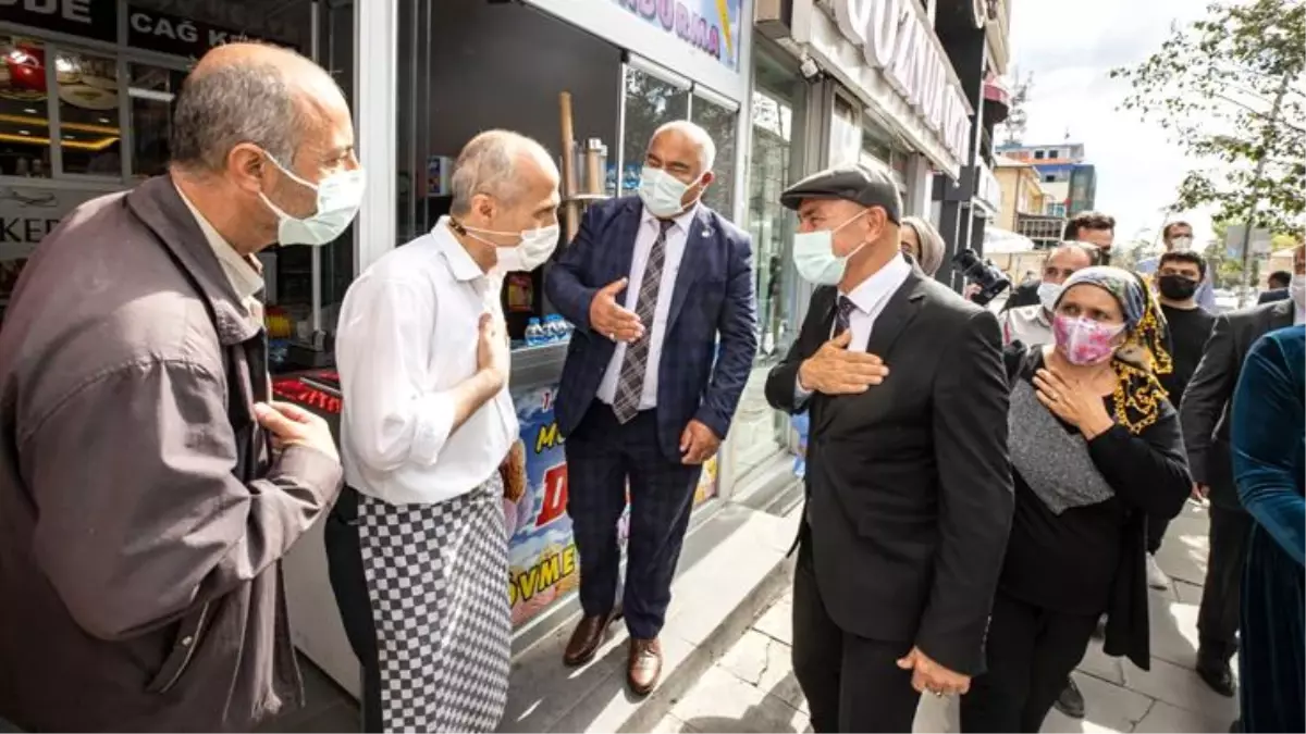 Başkan Soyer'e Erzurum'da Yoğun İlgi