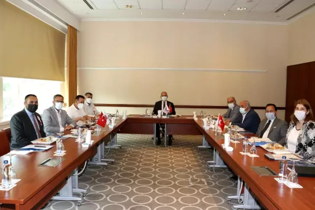 Başkan Yılmaz, yeniden ÇBB'nin encümen üyeliğine seçildi Başkan Yılmaz, yeniden ÇBB'nin encümen üyeliğine seçildi