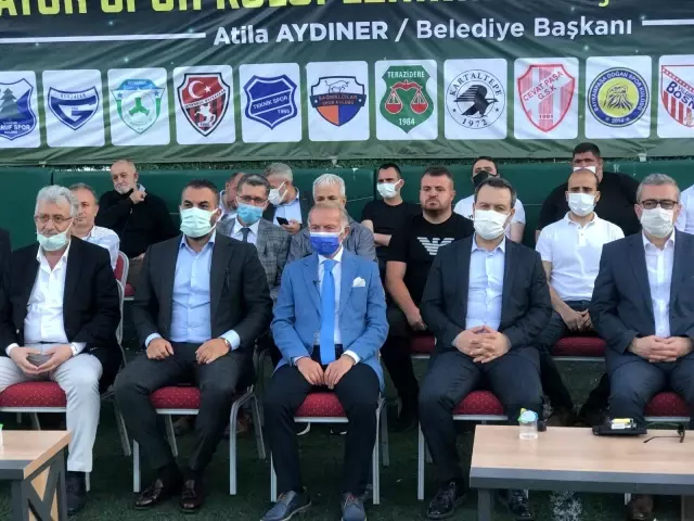 Bayrampaşa'da Milli Takım'a destek maçı düzenlendi Bayrampaşa'da Milli Takım'a destek maçı düzenlendi