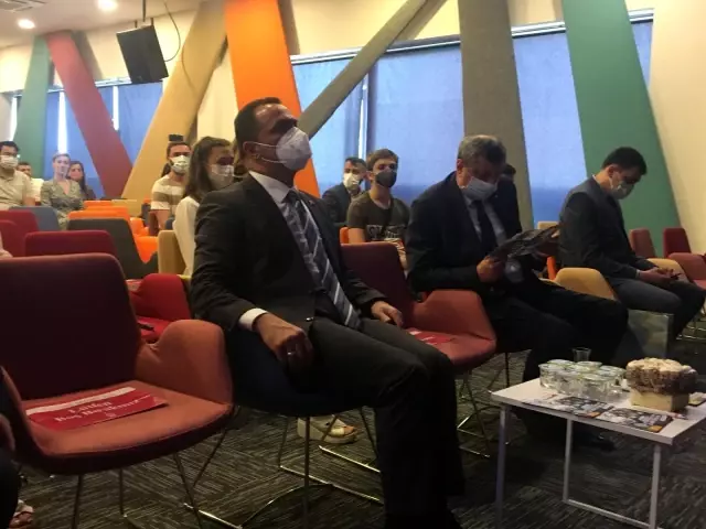 Beyoğlu Belediye Başkanı Haydar Ali Yıldız: 'Rusça öğrenen gençler köprü olacaklar' Beyoğlu Belediye Başkanı Haydar Ali Yıldız: 'Rusça öğrenen gençler köprü olacaklar'