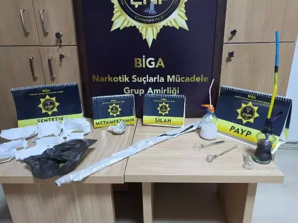 Biga'da uyuşturucu operasyonuna 7 gözaltı Biga'da uyuşturucu operasyonuna 7 gözaltı