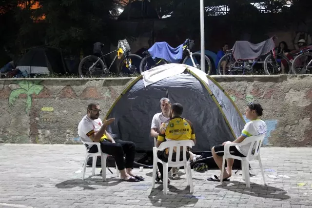 Bisiklet festivalinin ilk durağı sınırın sıfır noktası Bisiklet festivalinin ilk durağı sınırın sıfır noktası