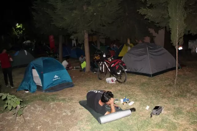 Bisiklet festivalinin ilk durağı sınırın sıfır noktası Bisiklet festivalinin ilk durağı sınırın sıfır noktası