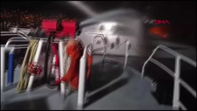 Son dakika haberleri! Yangın çıkan teknedeki 3 kişi kurtarıldı Son dakika haberleri! Yangın çıkan teknedeki 3 kişi kurtarıldı