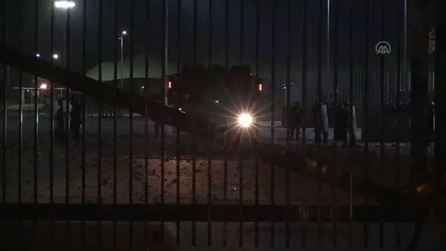 Bogota'da Hükümet karşıtı gösteriye polis müdahalesi Bogota'da Hükümet karşıtı gösteriye polis müdahalesi