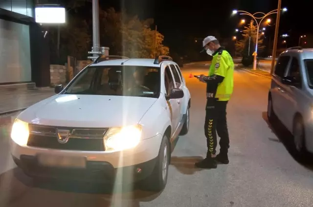Burdur'da 190 araç sürücüne ceza Burdur'da 190 araç sürücüne ceza