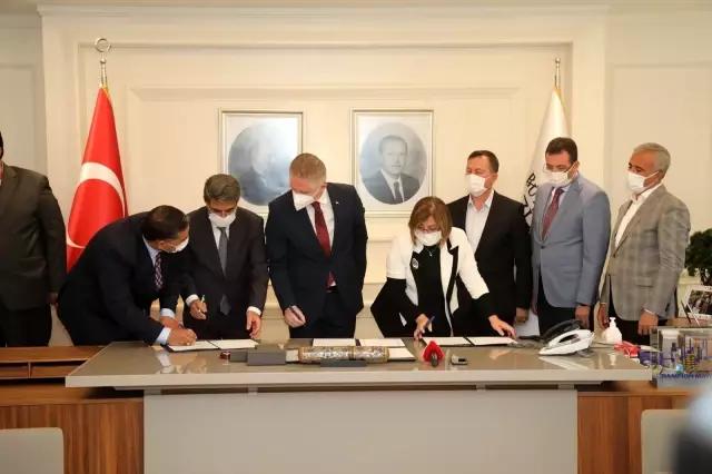 Büyükşehir'den çiftçiye yönelik 3 yeni protokol Büyükşehir'den çiftçiye yönelik 3 yeni protokol