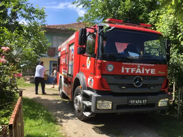 Çarşamba ilçesinde yangın çıkan evde hasar oluştu Çarşamba ilçesinde yangın çıkan evde hasar oluştu