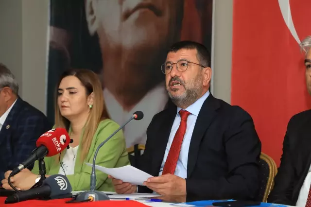 CHP Ekonomi Masası ve Esnaf Masası heyetleri Bingöl'de ziyaretlerde bulundu CHP Ekonomi Masası ve Esnaf Masası heyetleri Bingöl'de ziyaretlerde bulundu