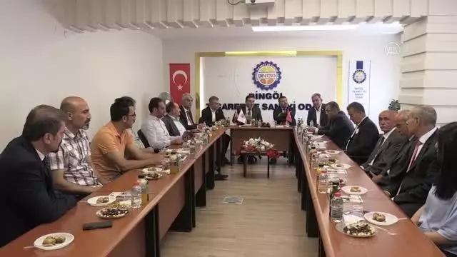 CHP Ekonomi ve Esnaf masaları üyeleri ziyaretlerde bulundu CHP Ekonomi ve Esnaf masaları üyeleri ziyaretlerde bulundu