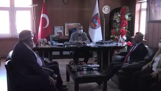CHP Ekonomi ve Esnaf masaları üyeleri ziyaretlerde bulundu CHP Ekonomi ve Esnaf masaları üyeleri ziyaretlerde bulundu