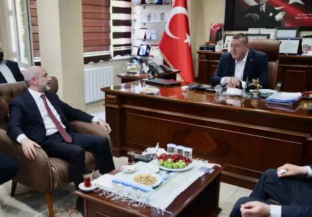 ZONGULDAK - CHP Genel Başkan Yardımcısı Öztunç, ziyaretlerde bulundu ZONGULDAK - CHP Genel Başkan Yardımcısı Öztunç, ziyaretlerde bulundu