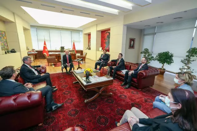 CHP Genel Başkanı Kılıçdaroğlu, TÜSİAD heyetini kabul etti CHP Genel Başkanı Kılıçdaroğlu, TÜSİAD heyetini kabul etti