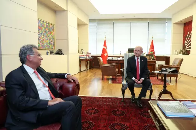 CHP Genel Başkanı Kılıçdaroğlu, TÜSİAD heyetini kabul etti CHP Genel Başkanı Kılıçdaroğlu, TÜSİAD heyetini kabul etti