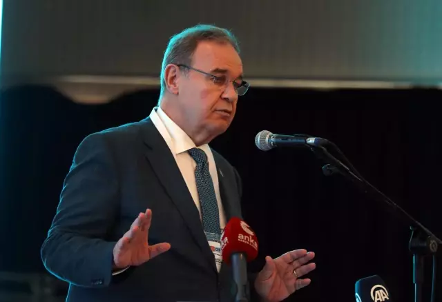 CHP Sözcüsü Öztrak, partisinin Trakya Bölge Toplantısı'nda konuştu CHP Sözcüsü Öztrak, partisinin Trakya Bölge Toplantısı'nda konuştu