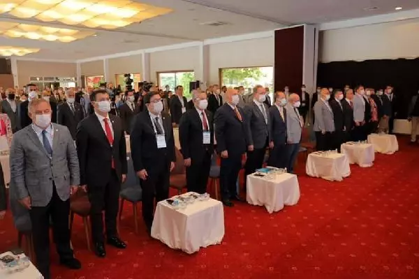 CHP SÖZCÜSÜ ÖZTRAK ÜLKEYİ 'ÜÇ YENİ' İLE AYAĞA KALDIRACAĞIZ CHP SÖZCÜSÜ ÖZTRAK ÜLKEYİ 'ÜÇ YENİ' İLE AYAĞA KALDIRACAĞIZ