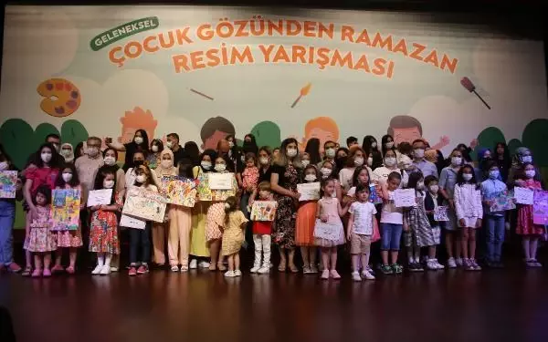 'ÇOCUK GÖZÜNDEN RAMAZAN' RESİM YARIŞMASINDA DERECEYE GİRENLER ÖDÜLLENDİRİLDİ 'ÇOCUK GÖZÜNDEN RAMAZAN' RESİM YARIŞMASINDA DERECEYE GİRENLER ÖDÜLLENDİRİLDİ