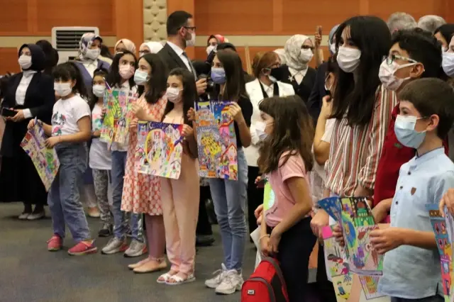 'Çocuk gözünden Ramazan' resim yarışmasında ödüller sahiplerini buldu 'Çocuk gözünden Ramazan' resim yarışmasında ödüller sahiplerini buldu