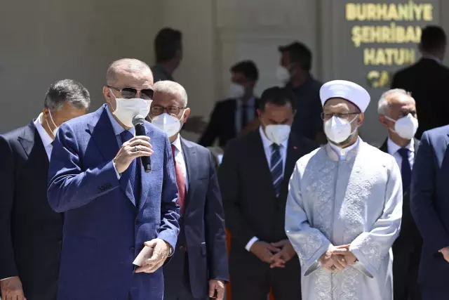 Cumhurbaşkanı Erdoğan, Burhaniye Şehriban Hatun Camii'nin açılışında konuştu Açıklaması Cumhurbaşkanı Erdoğan, Burhaniye Şehriban Hatun Camii'nin açılışında konuştu Açıklaması
