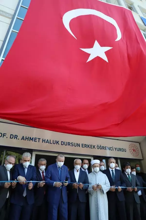 Son dakika: Cumhurbaşkanı Erdoğan gazetecilerin sorularını yanıtladı Son dakika: Cumhurbaşkanı Erdoğan gazetecilerin sorularını yanıtladı