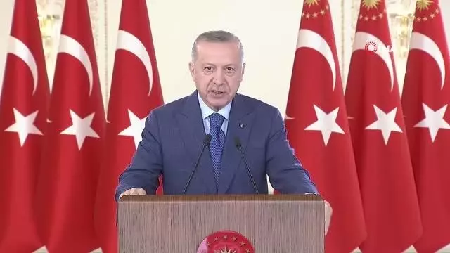 Son dakika politika: Cumhurbaşkanı Erdoğan: 'Kirli gündemlerle ülkemizi eski istikrarsız günlerine döndürmeye çalışanlara itibar etmeden yolumuza devam edeceğiz' Son dakika politika: Cumhurbaşkanı Erdoğan: 'Kirli gündemlerle ülkemizi eski istikrarsız günlerine döndürmeye çalışanlara itibar etmeden yolumuza devam edeceğiz'