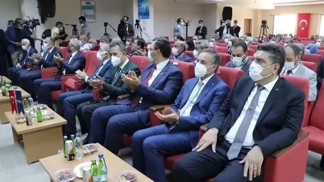 Cumhurbaşkanlığı Savunma Sanayii Başkanı Demir, Fırat Teknokent'te değerlendirmelerde bulundu Cumhurbaşkanlığı Savunma Sanayii Başkanı Demir, Fırat Teknokent'te değerlendirmelerde bulundu