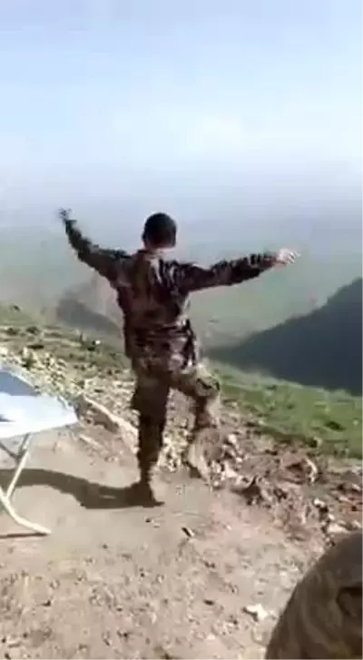Denizlili şehidin zeybek görüntüleri yürekleri dağladı Denizlili şehidin zeybek görüntüleri yürekleri dağladı