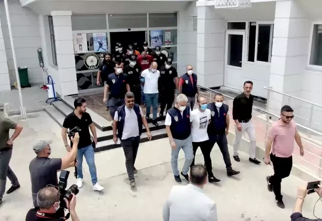 Diyarbakır'da hakkında kayıp başvurusu yapılan kişinin Mersin'de öldürülmesiyle ilgili 4 tutuklama Diyarbakır'da hakkında kayıp başvurusu yapılan kişinin Mersin'de öldürülmesiyle ilgili 4 tutuklama