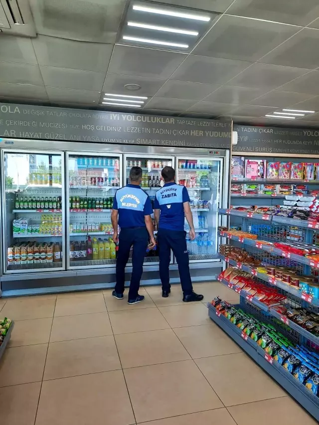 Diyarbakır'da zabıta ekipleri reyonlarda künye kontrolü yaptı Diyarbakır'da zabıta ekipleri reyonlarda künye kontrolü yaptı